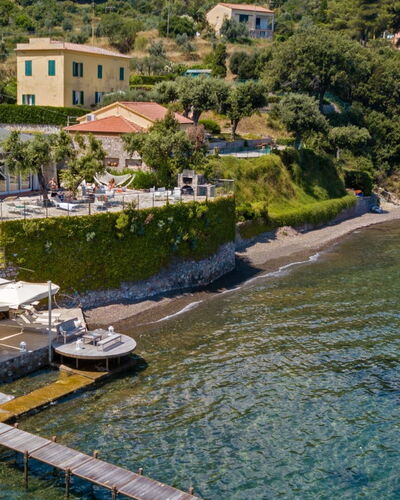 Terrazza Dell'Elba: Resort, Küste, Schwimmbad, Küsten Und Ozeanische Forms, Meer, Ufer, Eco Hotel, Strandresort, Estate, Ferienort