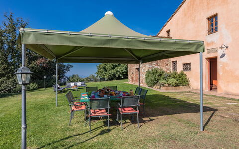 Villa Belvedere: Überdachung, Schatten, Gazebo, Outdoor Struktur, Garten, Gartenmöbel, Freizeit, Pavillon, Rasen, Garten
