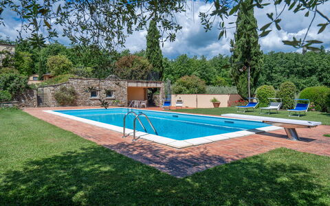 Il Villino Del Collezionista With Pool In Pistoia: Schwimmbad, Garten, Resort, Estate, Hazienda, Eco Hotel, Landscaping, Schatten, Villa, Bauernhaus