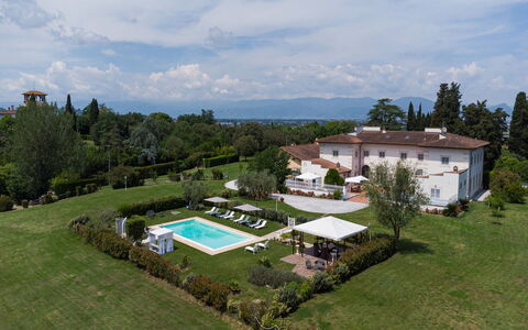 Villa Yvonne: Garten, Essen, Villa, Schwimmbad, Hazienda