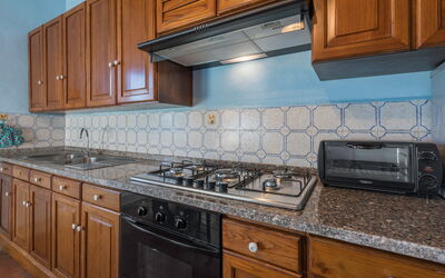 Ely Apartment In Villa, Wifi, Terricciola, Pisa