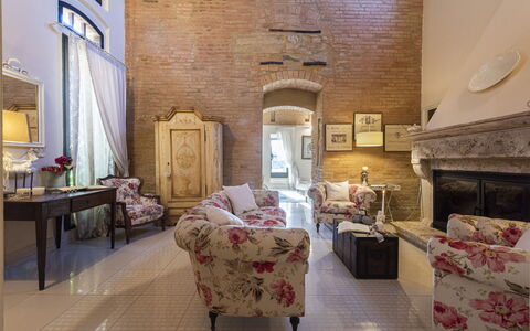 Villa Zambra: Möbel, Interior Design, Flooring, Decke, Tabelle, Fussboden, Couch, Stuhl, Beleuchtung, Wohnzimmer