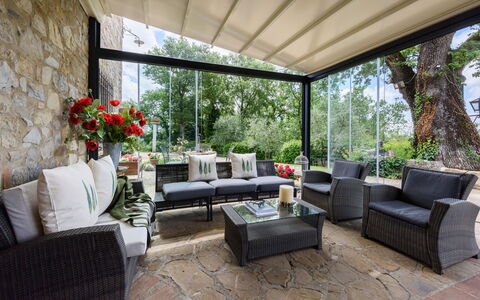 Villa Tregole: Möbel, Stuhl, Tabelle, Interior Design, Gartenmöbel, Couch, Küche & Esszimmer Tisch, Tisch Im Freien, Wohnzimmer, Kaffetisch