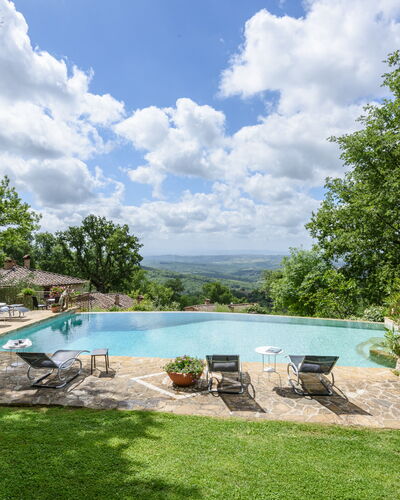 Villa Tregole: Baum, Schwimmbad, Garten, Eco Hotel, Estate, Landscaping, Bauernhaus, Villa, Hinterhof, Plantage