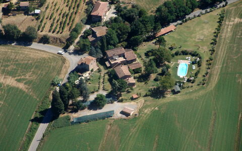 Appartamento La Vecchia Cedraia, Wifi, Perugia: Baum, Wohngebiet, Haus, Zuhause, Landschaft, Einfach, Estate, Grundstueck, Menschliche Siedlung