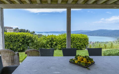 Villa Cotogna: Möbel, Schatten, Gartenmöbel, Stuhl, Veranda, Tisch Im Freien, Resort, Eco Hotel, Balkon, Küche & Esszimmer Tisch