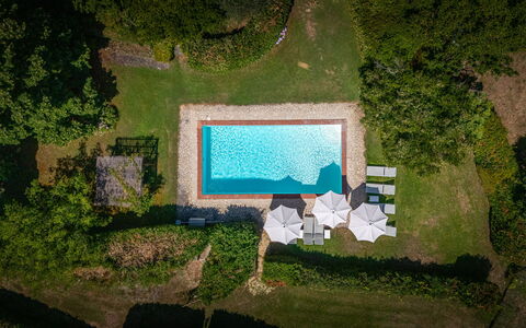 La Piccola Oasi: Schwimmbad, Resort, Freizeit, Gartenmöbel, Thermae, Garten, Eco Hotel, Schatten, Water Feature, Sonnenliege