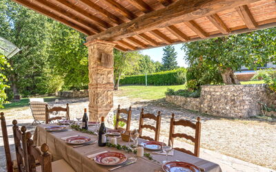 Casale del Timignano, Private Villa with Huge Gard