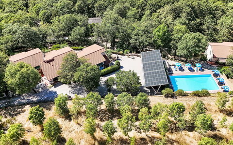 Magione 120: Resort, Estate, Freizeit, Eco Hotel, Schwimmbad, Schatten, Hazienda, Villa, Hotel