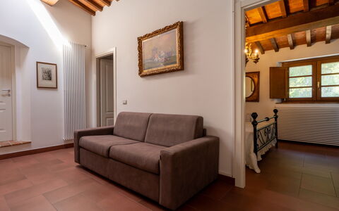 Tenuta i Mandorli, Pool, Wifi, Peccioli: Möbel, Interior Design, Flooring, Wand, Holz, Fussboden, Decke, Couch, Zimmer, Wohnzimmer