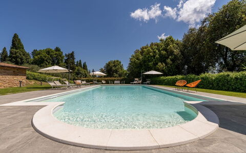 Tenuta i Mandorli, Pool, Wifi, Peccioli: Schwimmbad, Garten, Resort, Landscaping, Eco Hotel, Schatten, Rasen, Estate, Hof, Garten