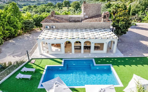 Umbriancevilla: Schwimmbad, Estate, Villa, Freizeit, Garten, Hazienda, Villa, Hof, Resort, Landscaping