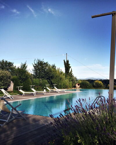 Il Canto Del Maggio: Schwimmbad, Landscaping, Garten, Gartenmöbel, Eco Hotel, Resort, Villa, Hinterhof, Immergrün