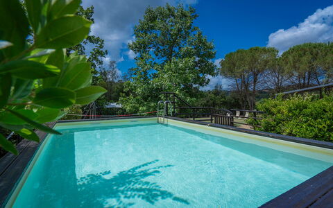 Casale La Canigiana, House, Pool, San Miniato: Blau, Wasser, Schwimmbad, Verbundwerkstoff, Resort, Eco Hotel, Schatten, Water Feature, Reflexion, Landscaping