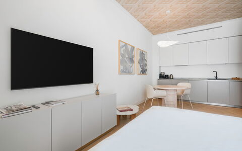 Elegant Apartments Near the Duomo: Möbel, Interior Design, Flooring, Fussboden, Wohnung, Wohnzimmer, Zimmer, Zuhause, Holzboden, Elektronisches Gerät
