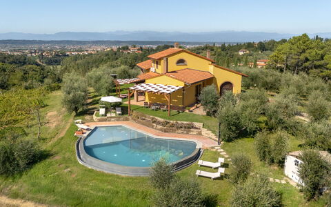 Villa Costa al Bagno: Schwimmbad, Bauernhaus, Estate, Hinterhof, Hazienda, Eco Hotel, Villa, Resort
