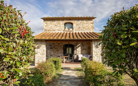 La Casina Cottage: Dach, Haus, Strauch, Grundstueck, Hütte, Ländliches Gebiet, Bauernhaus, Estate, Garten