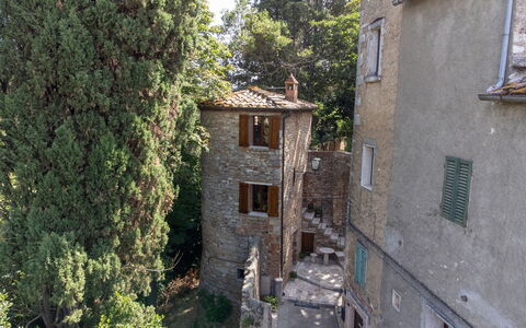 Torre di Serre: Wohngebiet, Haus, Zuhause, Estate