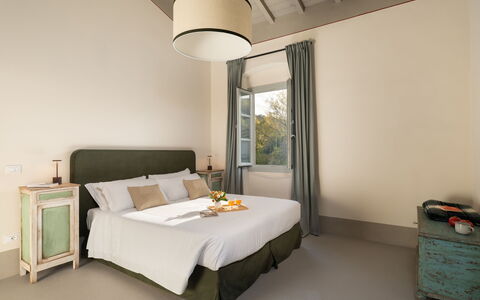 La Morella: Möbel, Schlafzimmer, Bett, Interior Design, Bedding, Bettdecke, Linens, Beleuchtung, Zuhause, Bettrahmen