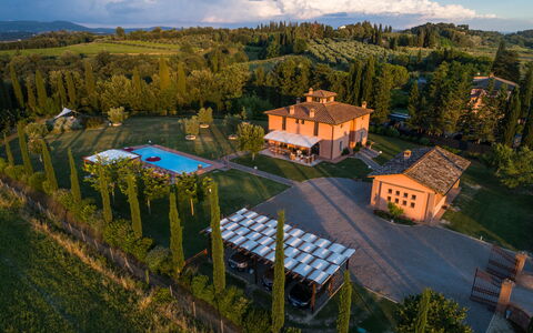 Villa Peccioli: Estate, Schwimmbad, Eco Hotel, Resort, Villa, Villa, Hazienda