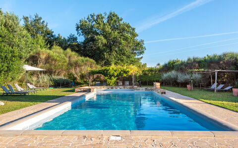 Cignella Resort: Blau, Schwimmbad, Resort, Garten, Schatten, Water Feature, Landscaping, Freizeit, Eco Hotel, Hazienda