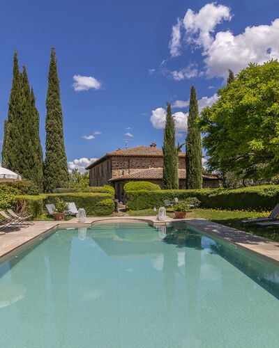 Podere Peteglia: Strauch, Garten, Schwimmbad, Hecke, Landscaping, Estate, Hazienda, Eco Hotel, Villa, Hof