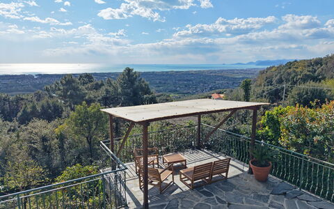 Villa Il Giardino: Möbel, Gartenmöbel, Zaun, Eisen, Stuhl, Balkon, Deck, Schatten, Tisch Im Freien, Geländer