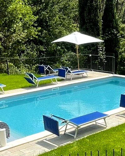 Villa Il Torrazzo, Vista Mare, Massarosa: Schwimmbad, Gartenmöbel, Verbundwerkstoff, Sonnenliege, Schatten, Garten, Freizeit, Resort, Landscaping, Design