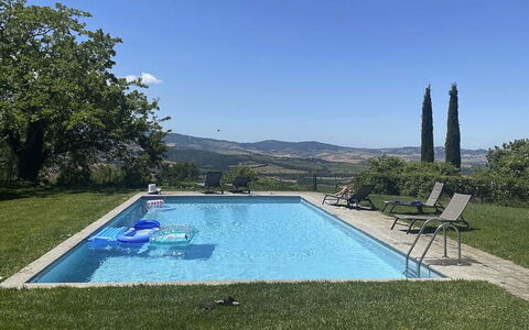 Podere i Prati: Schwimmbad, Resort, Estate, Gartenmöbel, Hazienda, Schatten, Freizeit, Hinterhof, Garten, Eco Hotel
