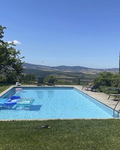 Podere i Prati: Schwimmbad, Resort, Estate, Gartenmöbel, Hazienda, Schatten, Freizeit, Hinterhof, Garten, Eco Hotel