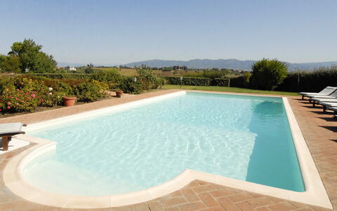 Villa Michelangelo: Schwimmbad, Verbundwerkstoff, Resort, Water Feature, Hazienda, Villa, Thermae, Eco Hotel, Hotel, Fliese