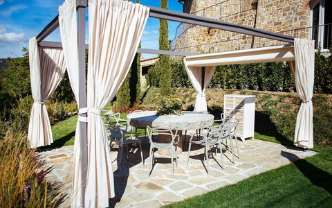 Villa Torre del Chianti: Möbel, Gartenmöbel, Stuhl, Tabelle, Schatten, Garten, Gazebo, Terrasse, Tisch Im Freien, Outdoor Struktur