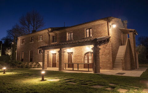 Villa Ripa: Wand, Gebäude, Die Architektur, Fassade, Zuhause, Wohngebiet, Estate, Haus, Villa, Backstein