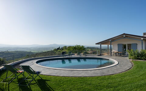 Villa Ombrone: Schwimmbad, Gartenmöbel, Freizeit, Resort, Schatten, Eco Hotel, Estate, Landscaping, Garten, Villa