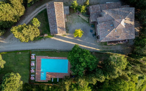 Maison Badia a Passignano: Schwimmbad, Estate, Hütte, Hazienda, Eco Hotel, Bauernhaus, Hinterhof, Resort, Garten, Villa