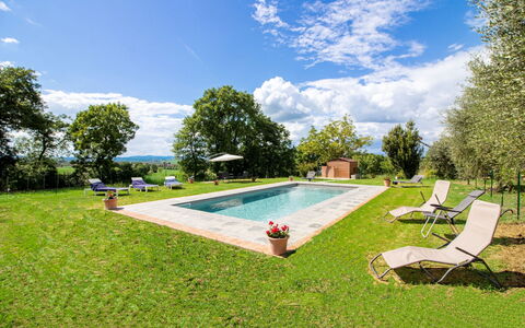 Gli Ulivi: Garten, Rasen, Estate, Landscaping, Schatten, Garten, Schwimmbad, Park, Bauernhaus, Hinterhof