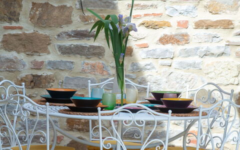 Casa dei Nonni: Möbel, Tabelle, Stuhl, Tisch Im Freien, Gartenmöbel, Küche & Esszimmer Tisch, Blumentopf, Eisen, Esszimmer, Zimmerpflanze