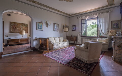 Villa Golly: Interior Design, Flooring, Möbel, Fussboden, Decke, Zimmer, Beleuchtung, Bilderrahmen, Zuhause, Wohnzimmer