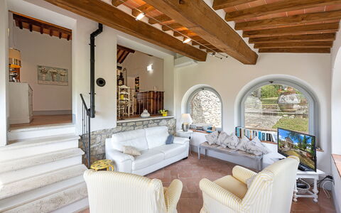 San Sano Retreat, Chianti Vineyard Views & Diving: Interior Design, Möbel, Wand, Flooring, Decke, Fussboden, Zimmer, Couch, Zuhause, Wohnzimmer