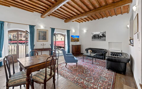 La Piazza Grand Vista Apartments: Wand, Interior Design, Wohnung, Decke, Möbel, Wohnzimmer, Bilderrahmen, Couch, Farbe