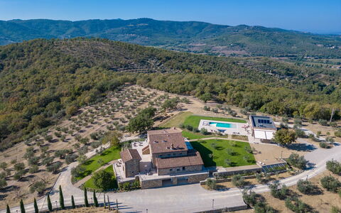 La Calcinaia Country Villa, Bucine: Landschaft, Estate, Luftaufnahmen, Dorf, Bauernhaus, Vogelperspektive, Villa, Schwimmbad, Hazienda, Villa