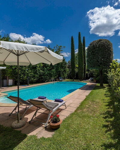 Villa Joy 6: Blau, Schwimmbad, Schatten, Eco Hotel, Garten, Landscaping, Estate, Hazienda, Villa