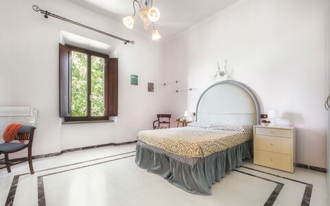 Villa Croci 12: Interior Design, Wand, Flooring, Fussboden, Decke, Schlafzimmer, Möbel, Zimmer, Bett, Beleuchtung