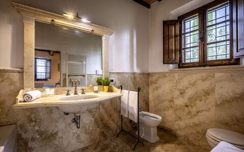 Casale dei 12: Interior Design, Armatur, Flooring, Fussboden, Sinken, Zapfhahn, Badezimmer, Beleuchtung, Decke, Installation