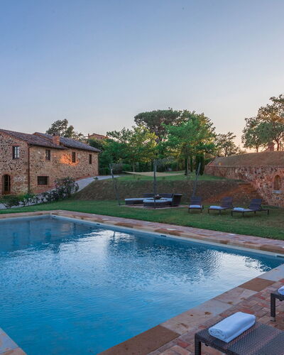 Bossoncina 8+1: Blau, Schwimmbad, Die Architektur, Estate, Bauernhaus, Hazienda, Villa, Villa, Landscaping, Water Feature
