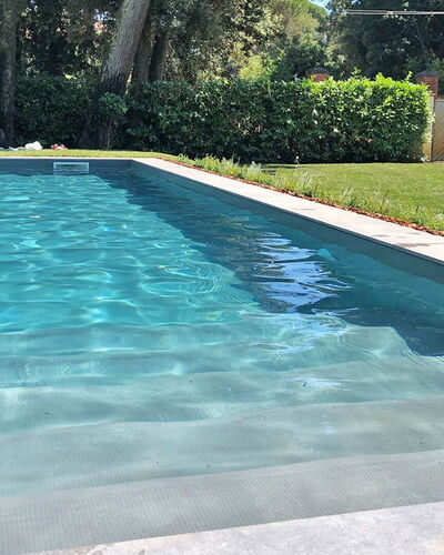 Villa la Meridiana 8+1: Blau, Schwimmbad, Verbundwerkstoff, Garten, Landscaping, Water Feature, Hinterhof, Fliese, Schatten, Design