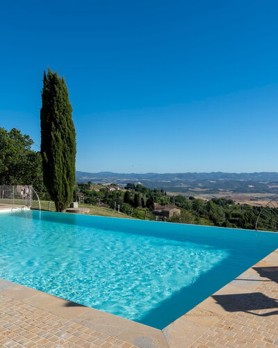 La Vecchia Fonte 15: Blau, Schwimmbad, Ferienort, Resort, Villa, Eco Hotel, Sonnenliege, Gartenmöbel, Hotel