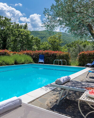 Casale Mollina 6+2: Blau, Schwimmbad, Resort, Garten, Freizeit, Eco Hotel, Gartenmöbel, Landscaping, Hazienda, Schatten