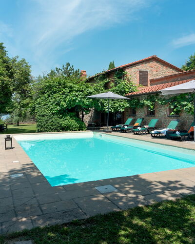 Podere Belvedere 6: Schwimmbad, Gartenmöbel, Estate, Garten, Hazienda, Resort, Villa, Hinterhof, Landscaping, Garten