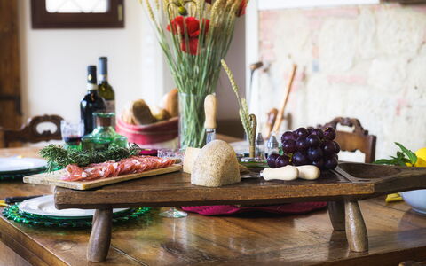 Il Fienile 4: Essen, Produzieren, Geschirr, Obst, Zutat, Tabelle, Möbel, Natural Foods, Servierware